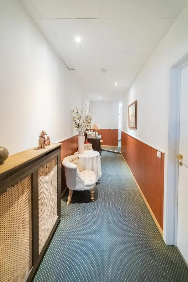 Hotel Het Gheestelic Hof By Cw Hotel Collection Brugge